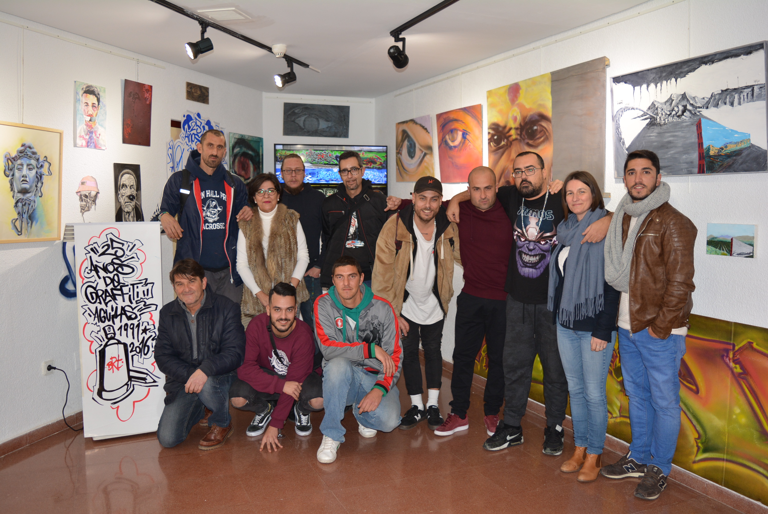 La exposición 25 años de graffiti en Águilas hace un recorrido por la historia del arte urbano de la localidad