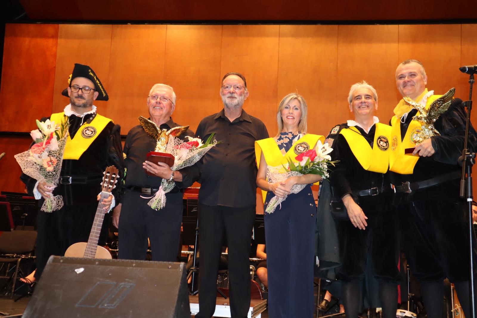 La Tuna de Medicina de la Universidad de Murcia acompaña al Patronato aguileño en el XXXIX Festival Internacional de Bandas