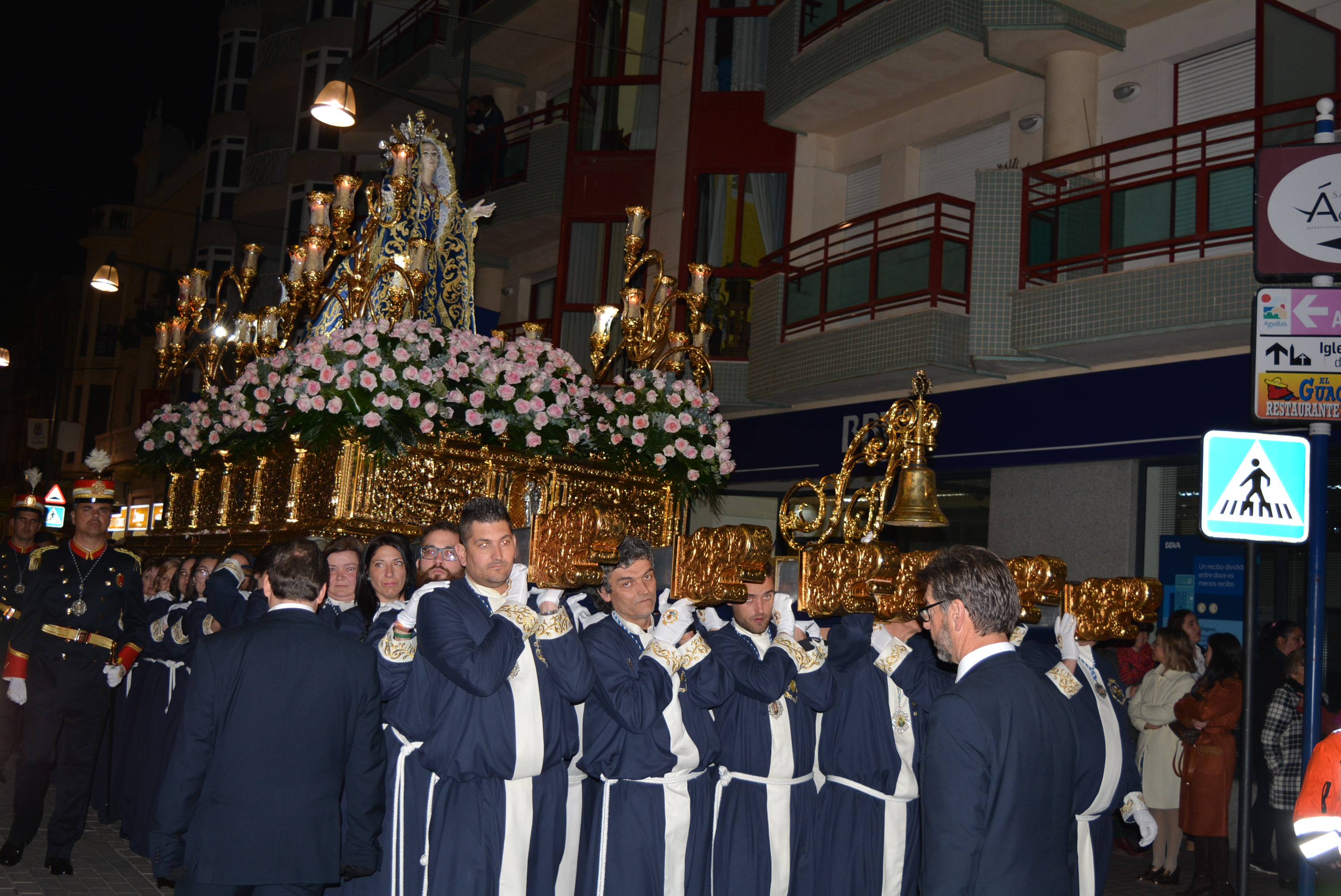 Los aguileños se vuelcan en la celebración del día de su Patrona, la Virgen de los Dolores
