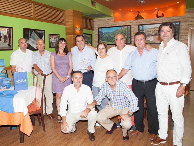 El presidente de la Agrupación Sardinera premiado en las IV Jornadas Gastronómicas del Bonito del Norte en Águilas  