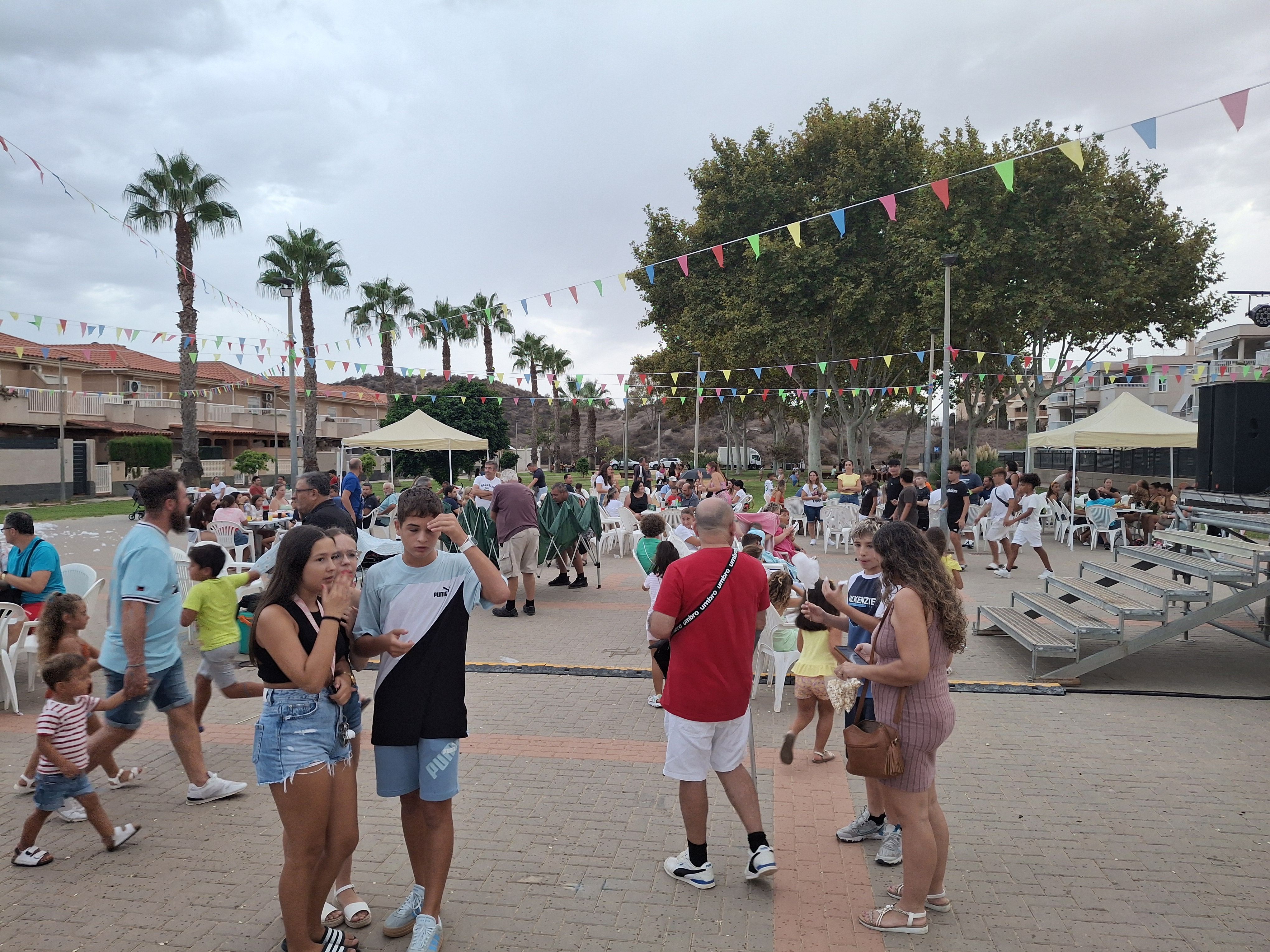 La Junta Municipal de Los Jardines celebra sus fiestas de barrio