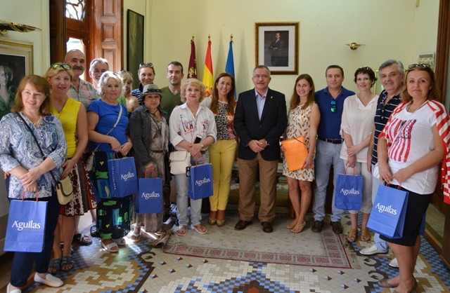 Águilas muestra sus encantos al turoperador ruso Amigo-S 