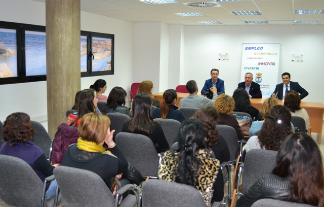 Finaliza el programa mixto sobre atención sociosanitaria a personas dependientes en el domicilio 