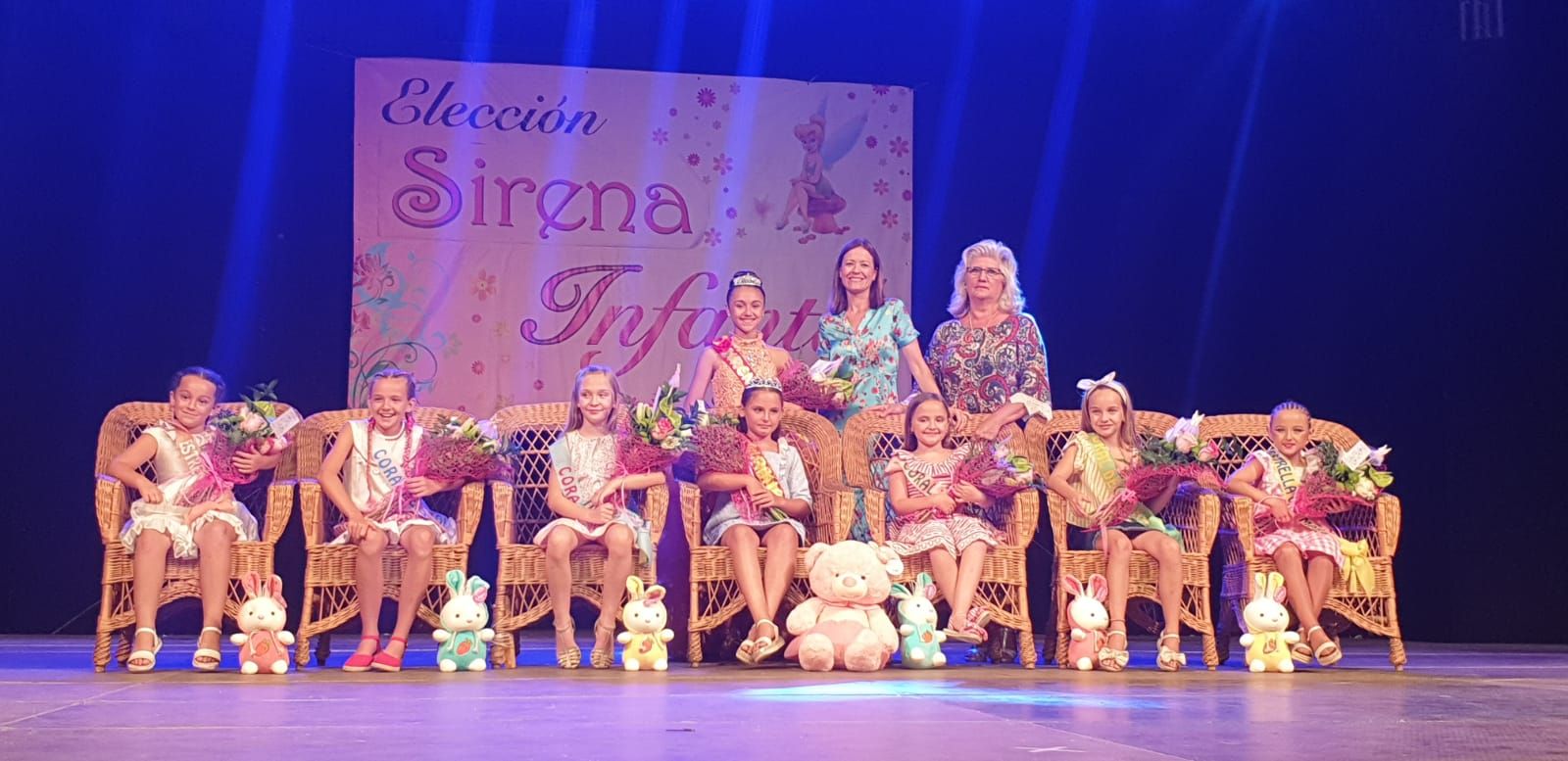 El Paso Morado celebra la gala de elección de la Sirena Infantil