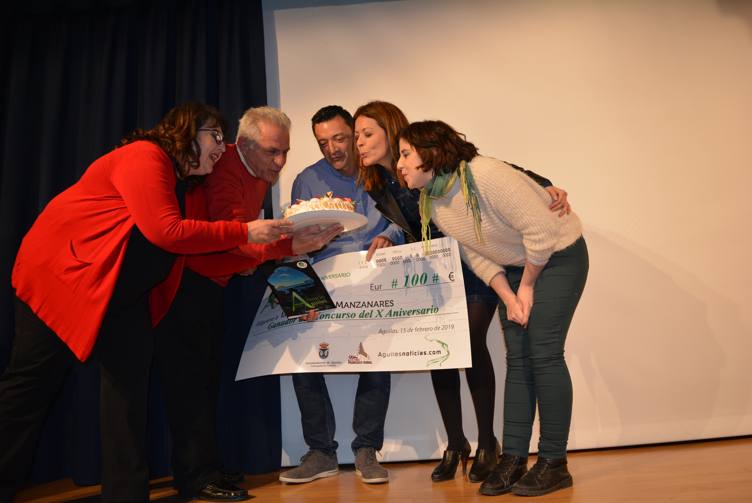 El Anuario de Águilas sopla las velas de su décimo aniversario 