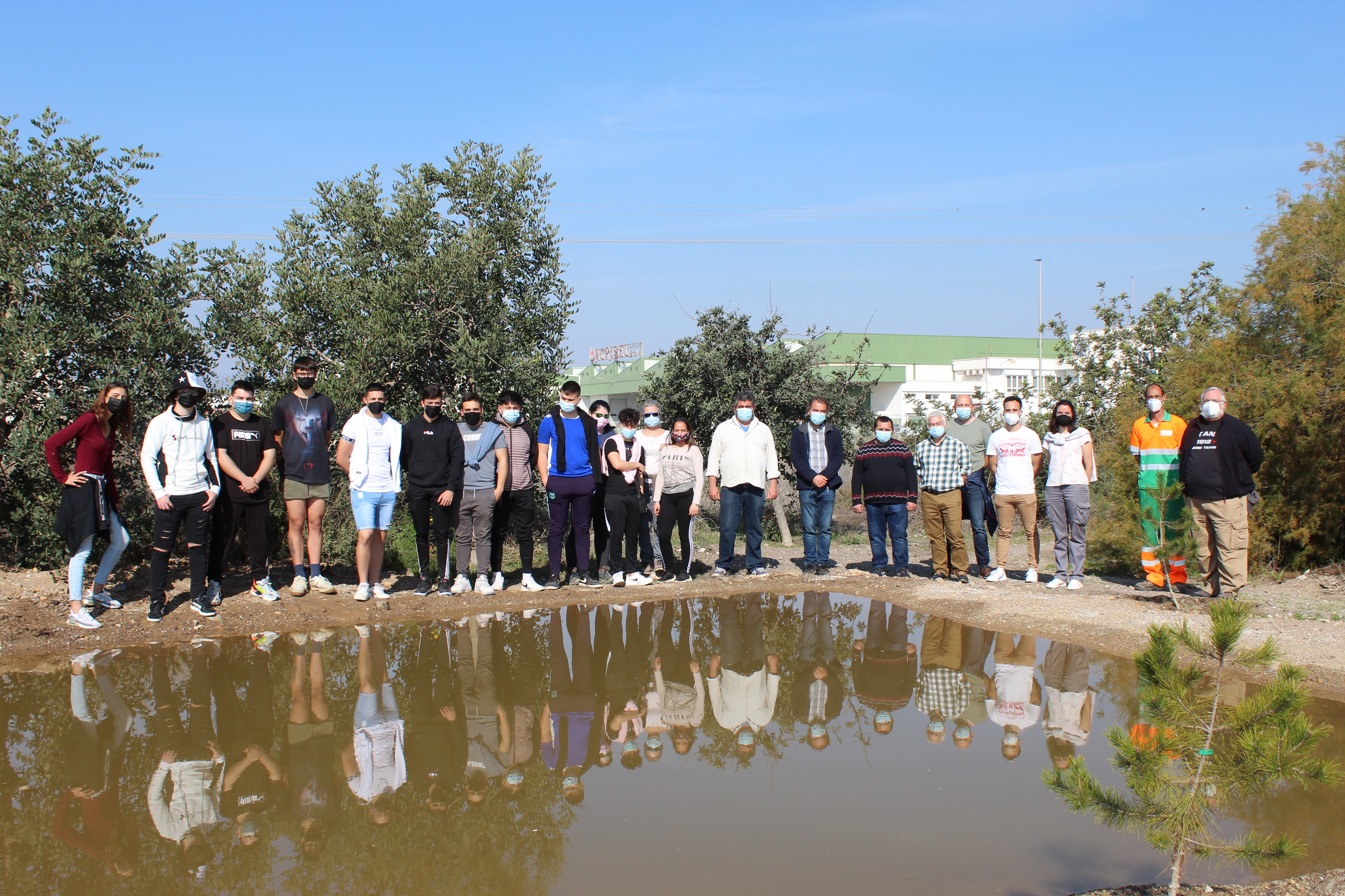 La concejalía de Educación Medioambiental promueve la construcción de una charca para la biodiversidad