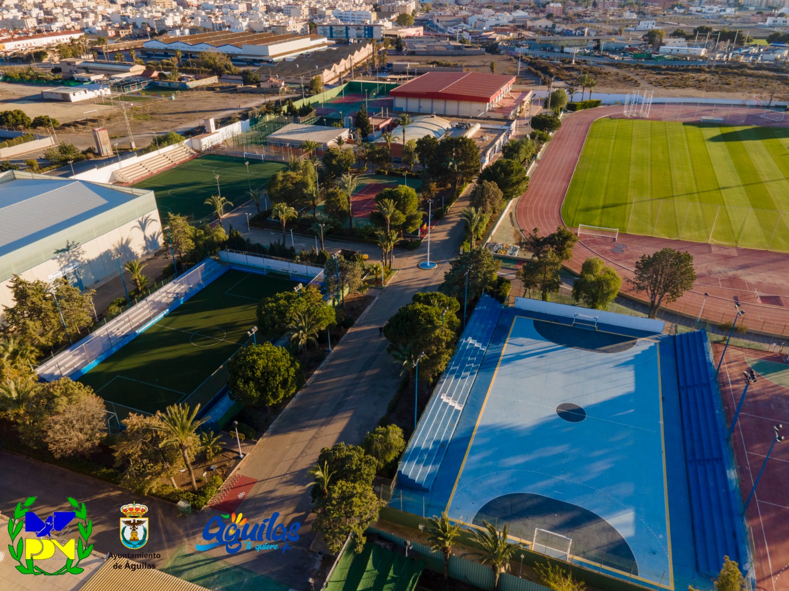 Las instalaciones deportivas municipales cerrarán a las 22 horas