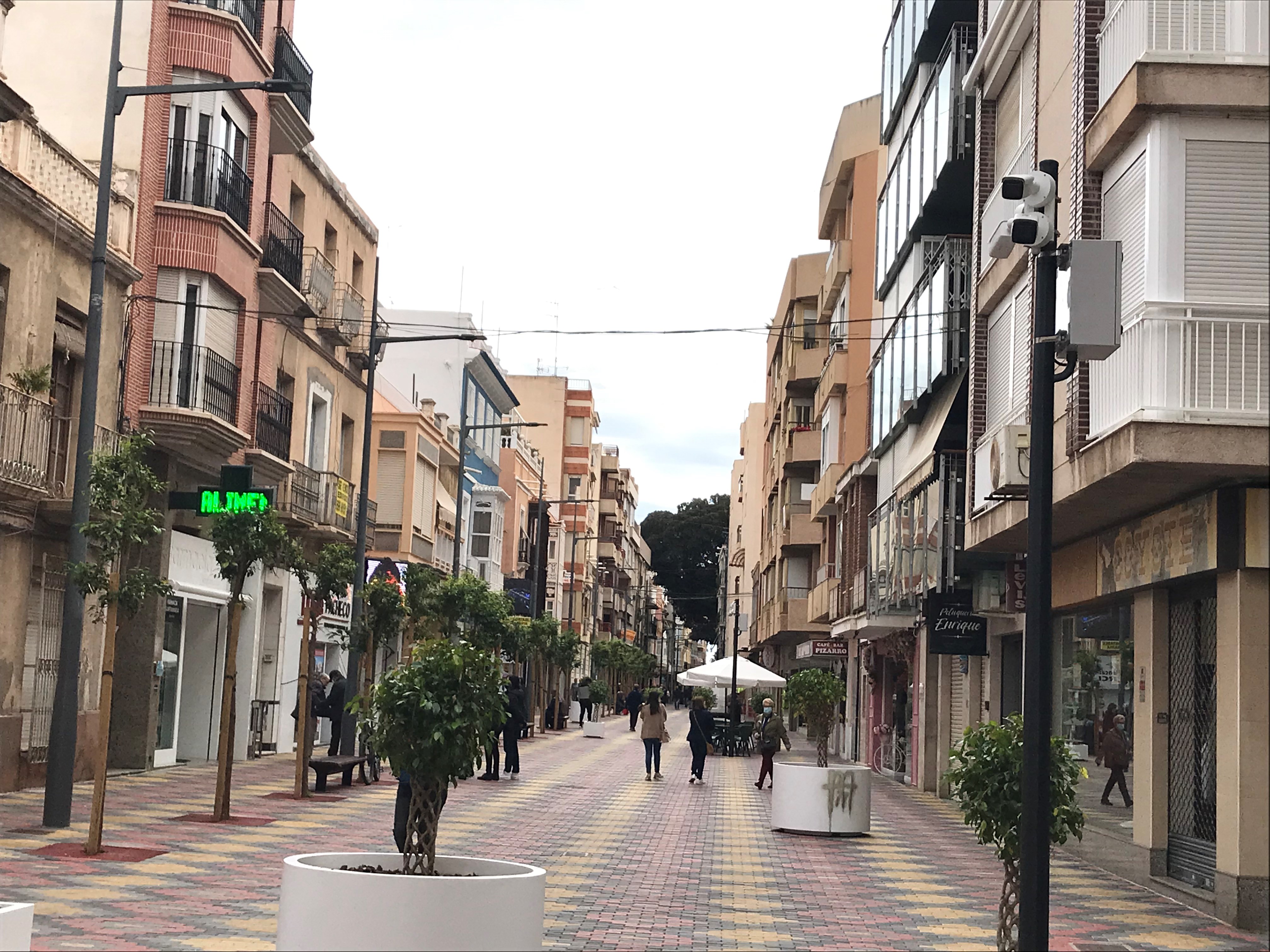 A partir del 1 de abril comenzarán a sancionarse los vehículos que circulen por Conde de Aranda sin autorización