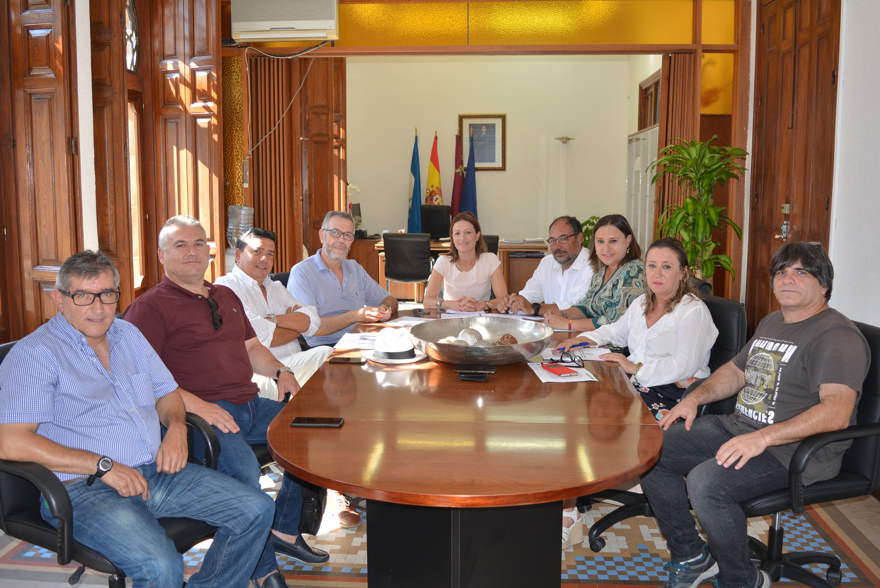 Todos los grupos de la Corporación Municipal apoyan las reivindicaciones de los trabajadores de Renfe para defender la continuidad del Centro de Reparación de Componentes de Águilas