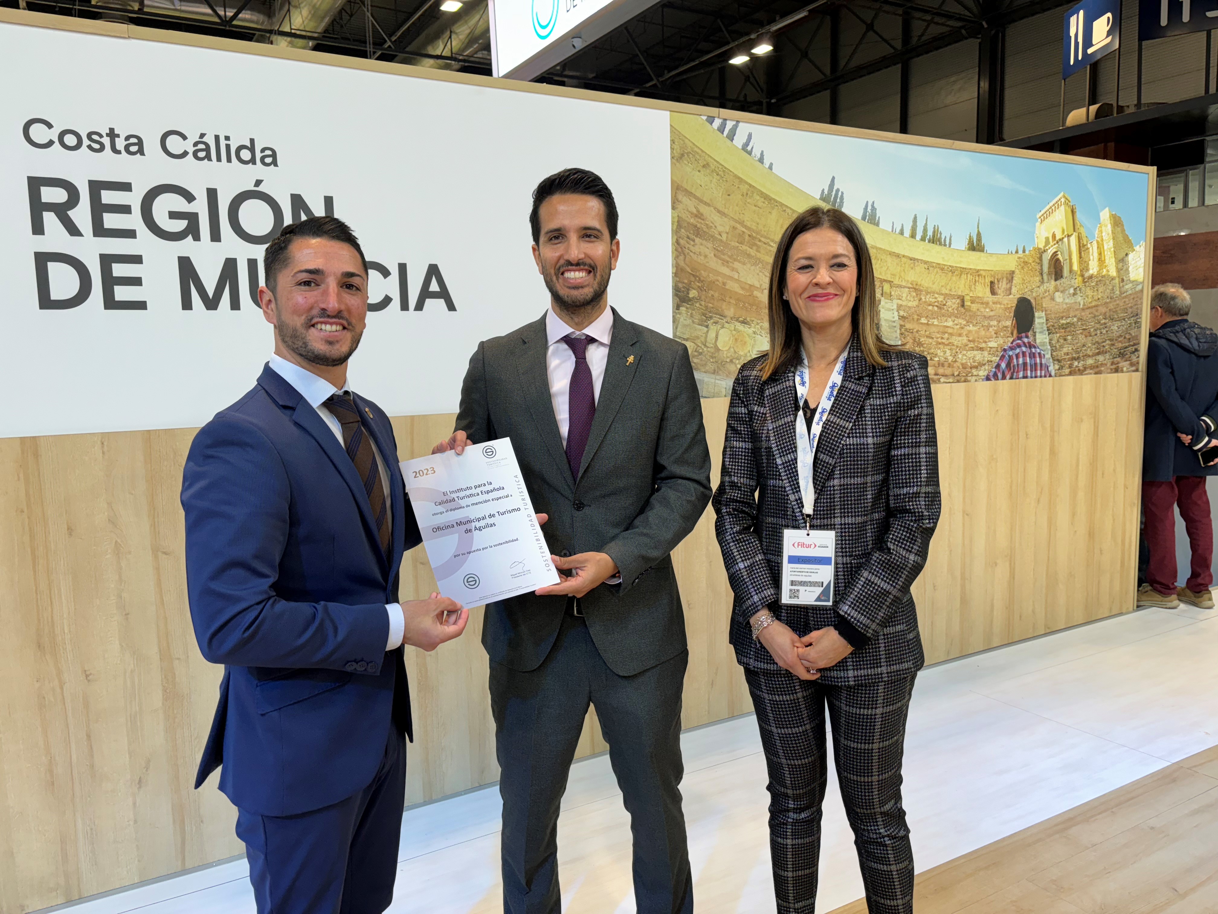 La Oficina de Turismo de Águilas recibe el distintivo S de Sostenibilidad otorgado por el Instituto de Calidad Turística Española