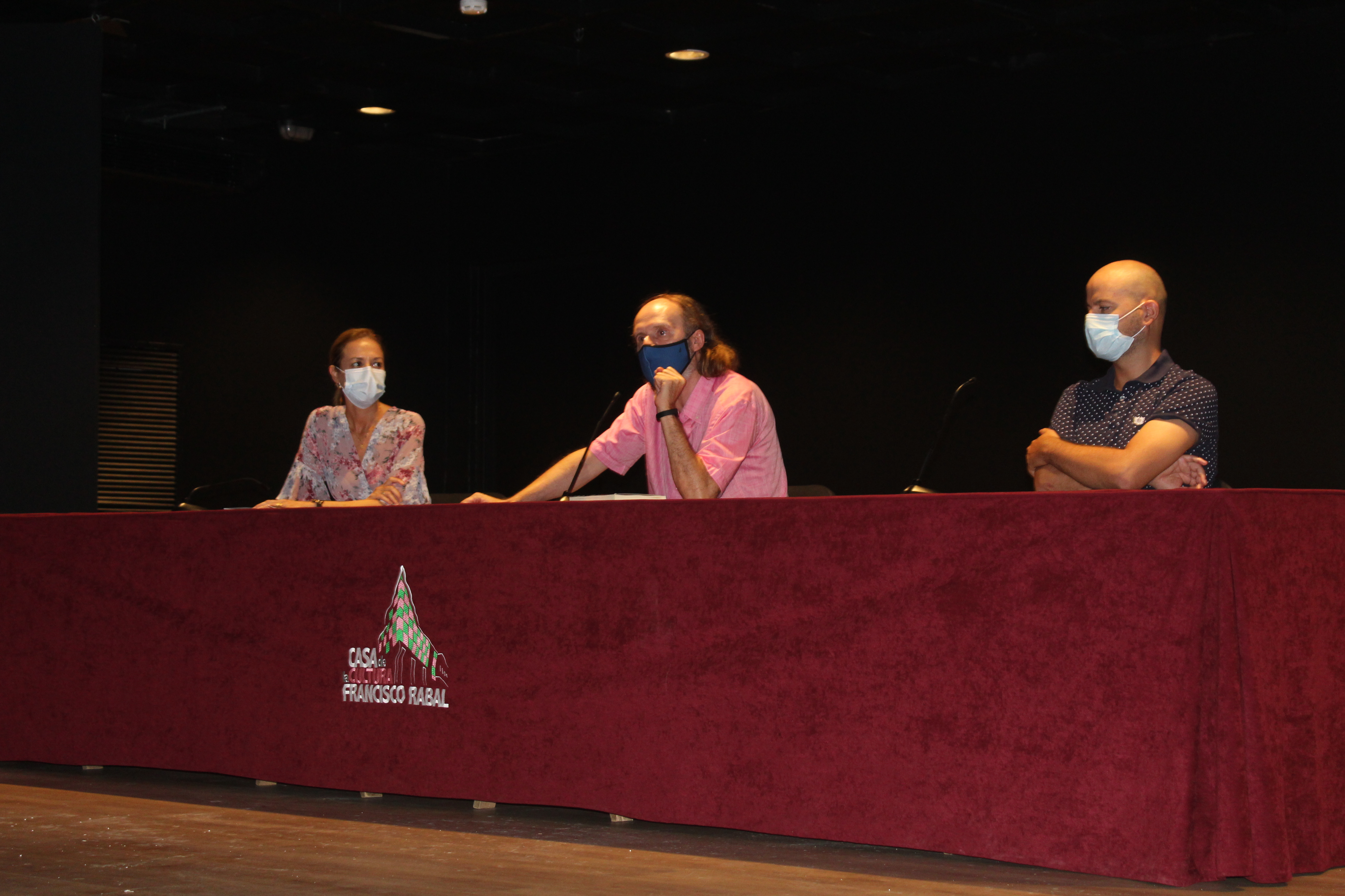 El escritor Salvador Robles presenta en Águilas sus dos últimas novelas