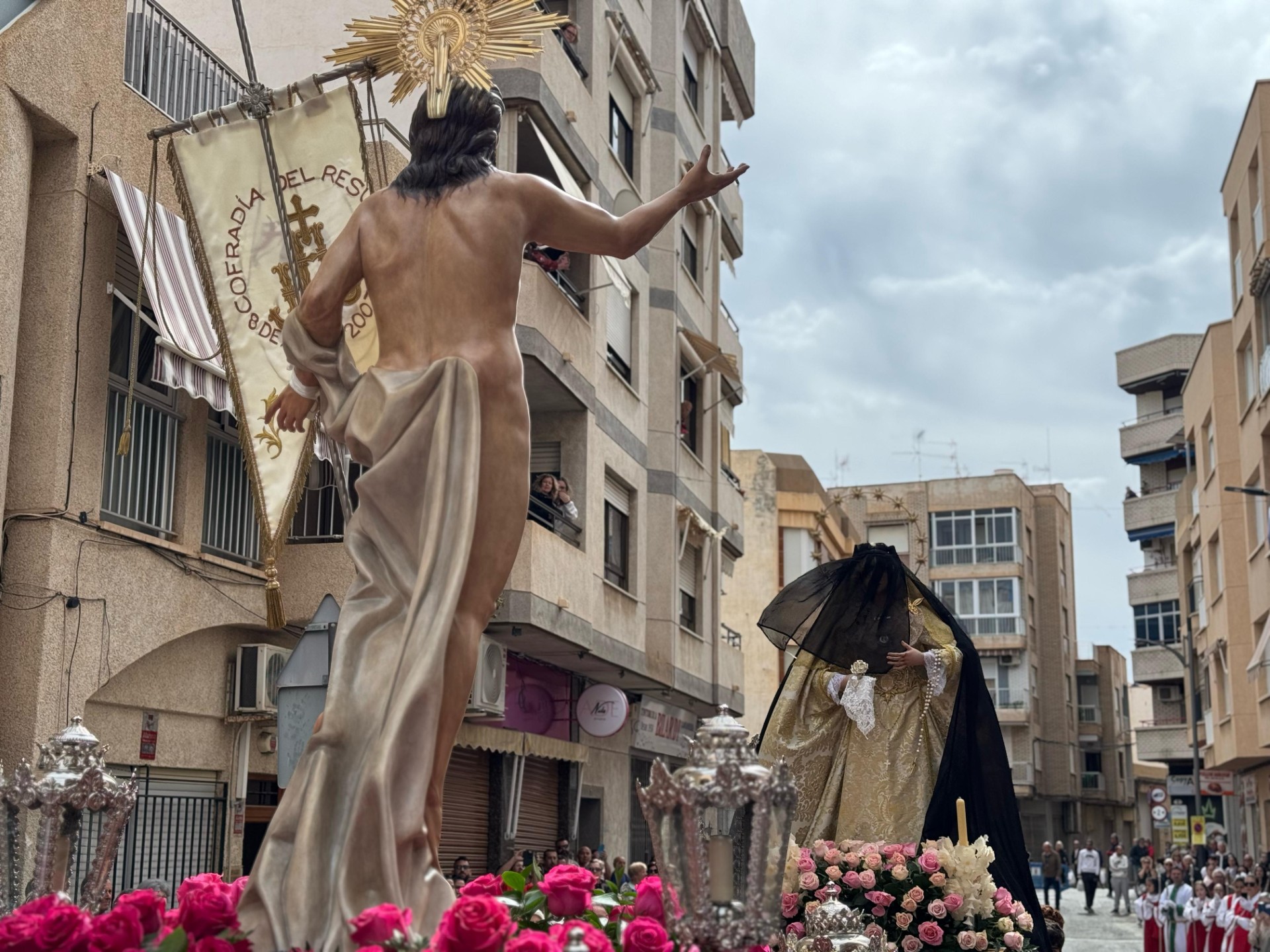La procesión del Cristo Resucitado marca el fin de la semana Santa de Águilas