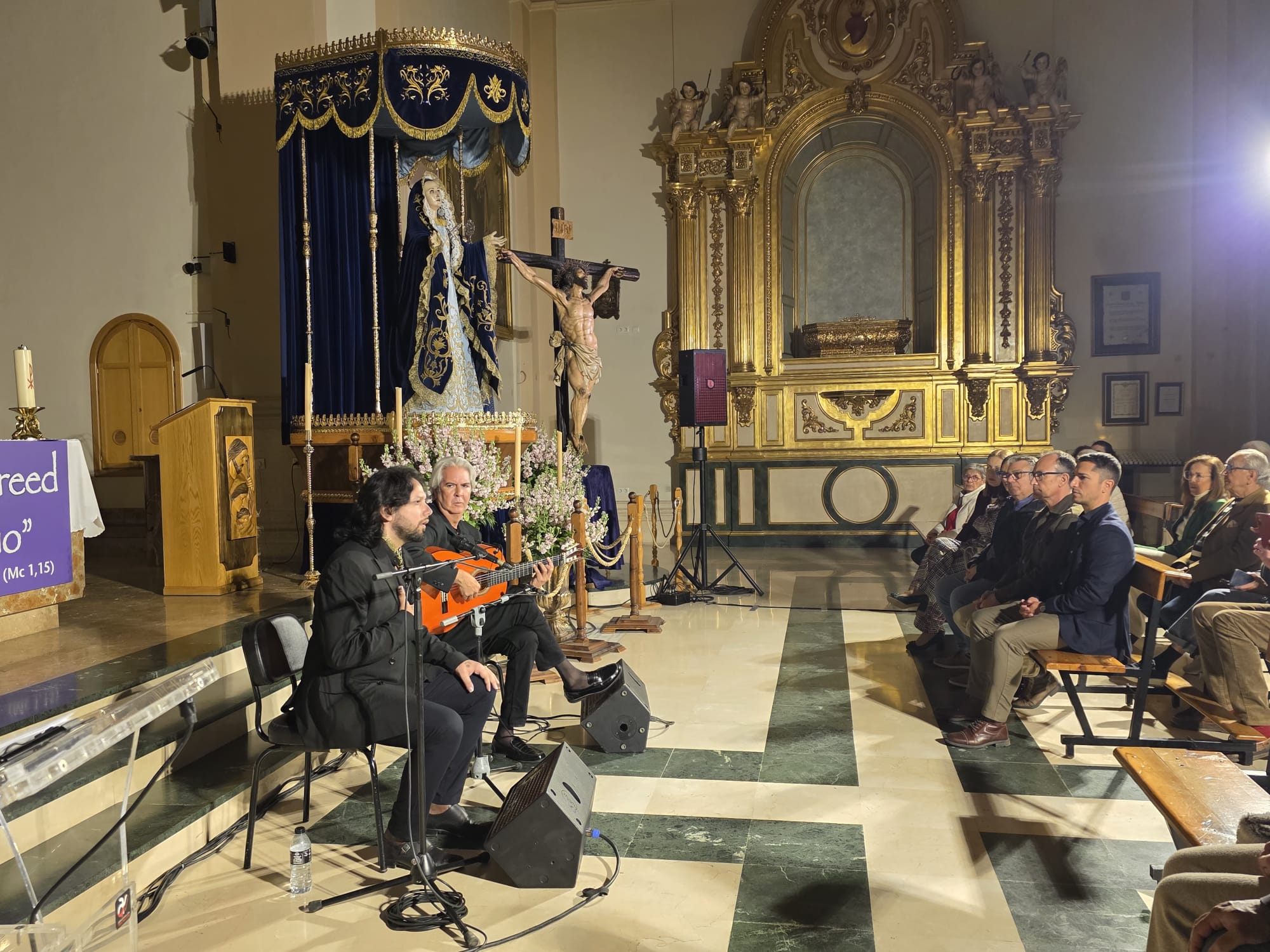 Antonio “El Turry” pone al público en pie en el XX Certamen Nacional de Saetas