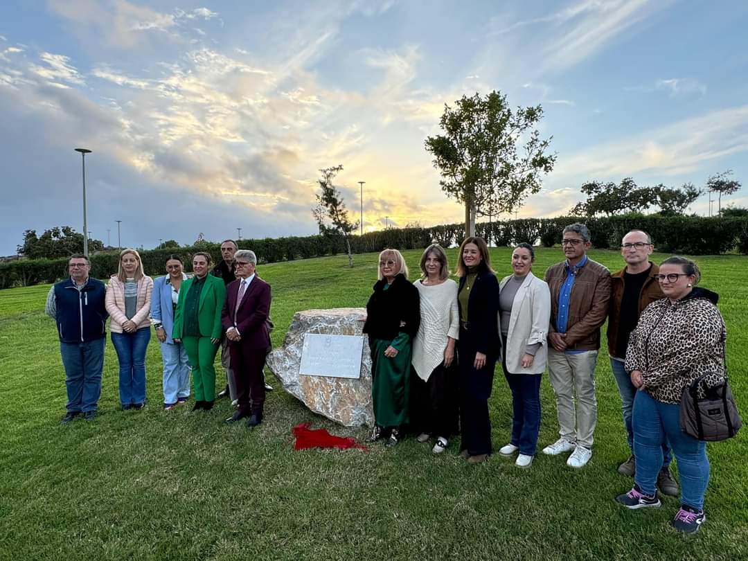 Águilas cuenta ya con una plaza con los nombres de Juan Montiel y Beatriz García 