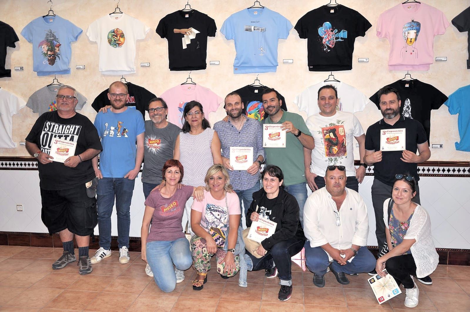 La tercera exposición de Artistas en Camiseta podrá visitarse hasta el próximo 30 de junio