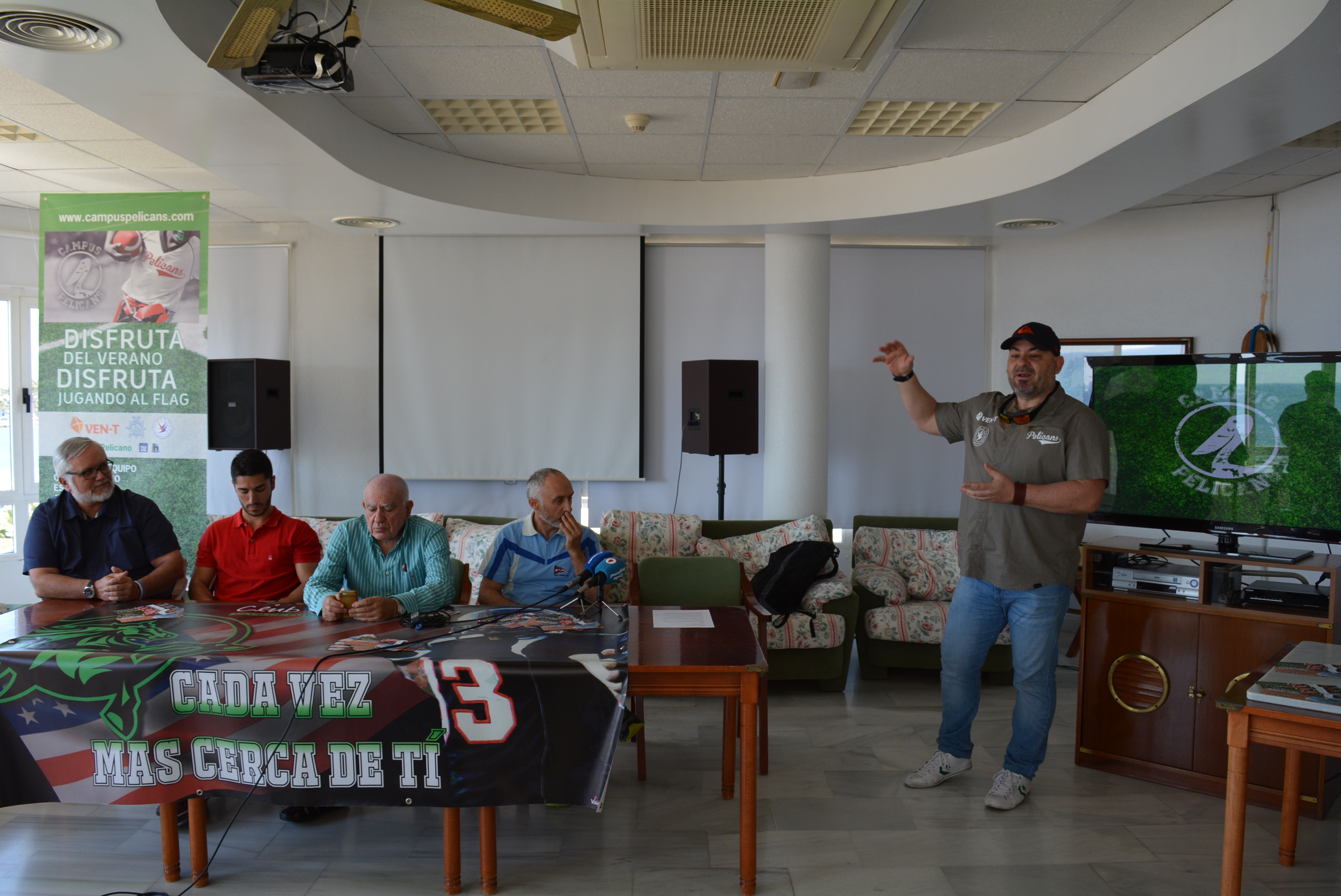 Águilas acogerá el Campus Pelicans de fútbol flag