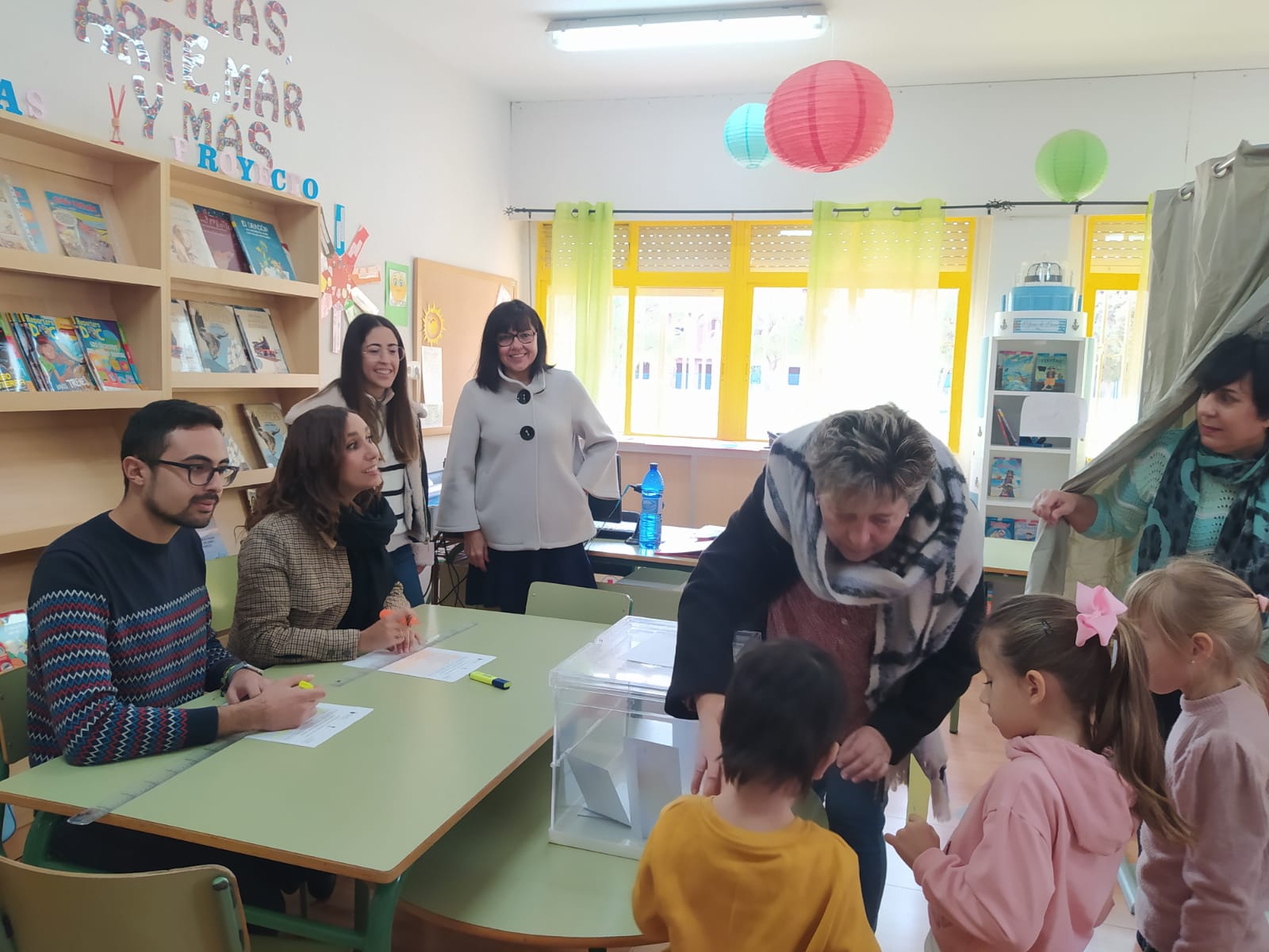 Los alumnos y alumnas del CEIP Joaquín Tendero celebran Elecciones