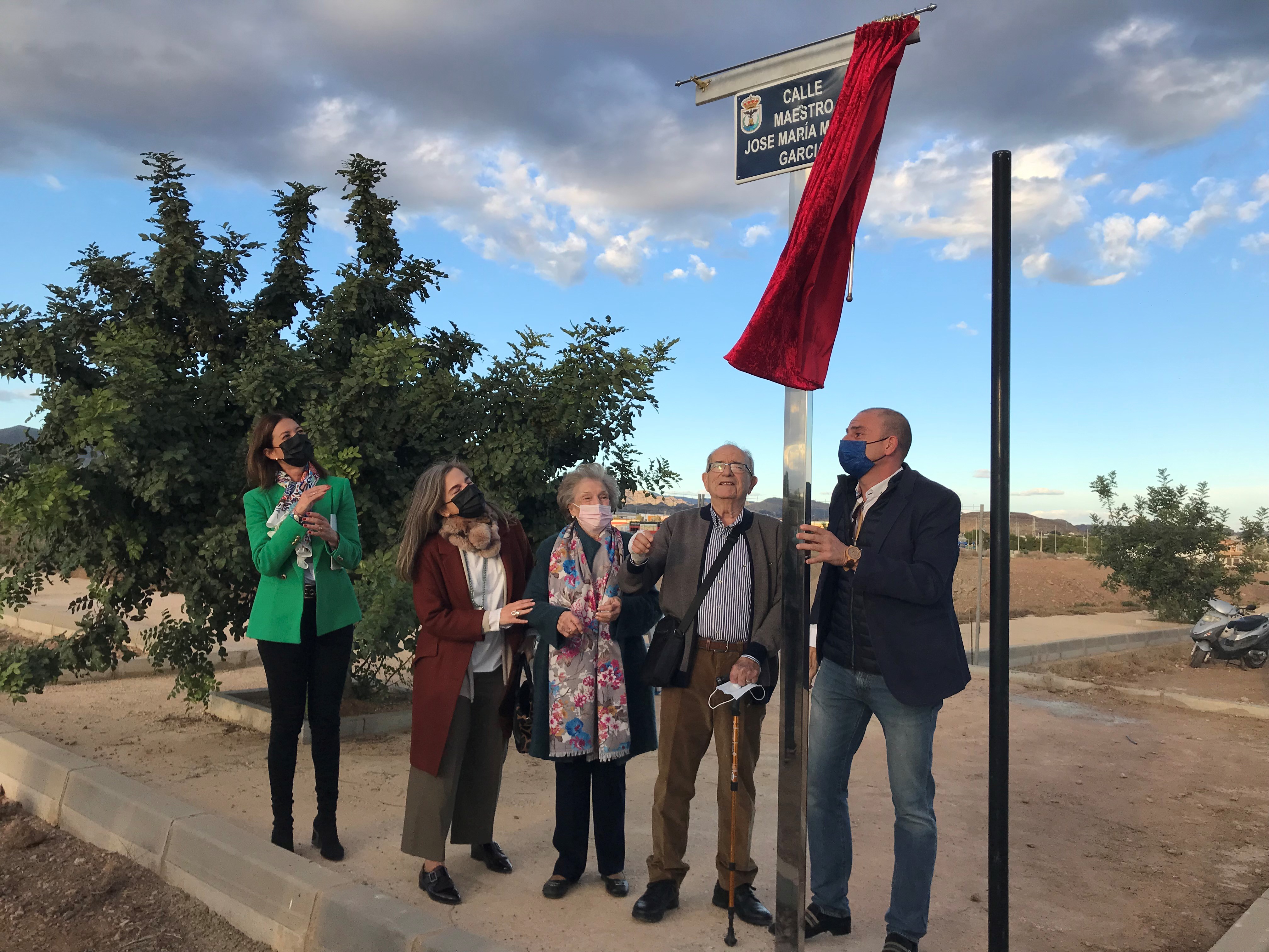 El Maestro José María Muñoz García es homenajeado con una calle en la localidad