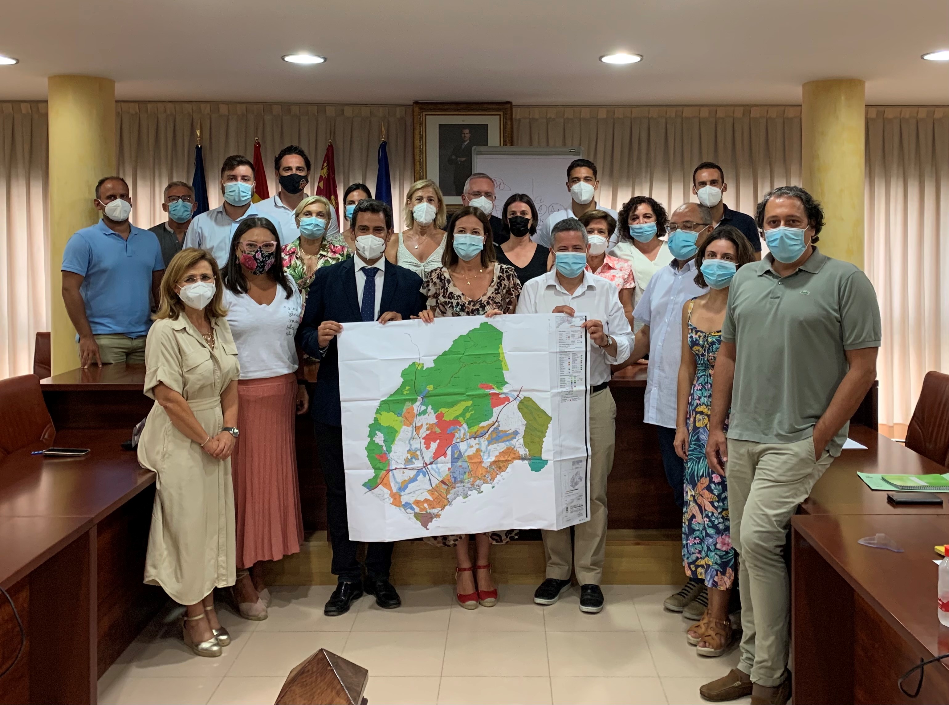 Águilas es desde hoy el primer municipio costero de la Región con su PGMO aprobado  