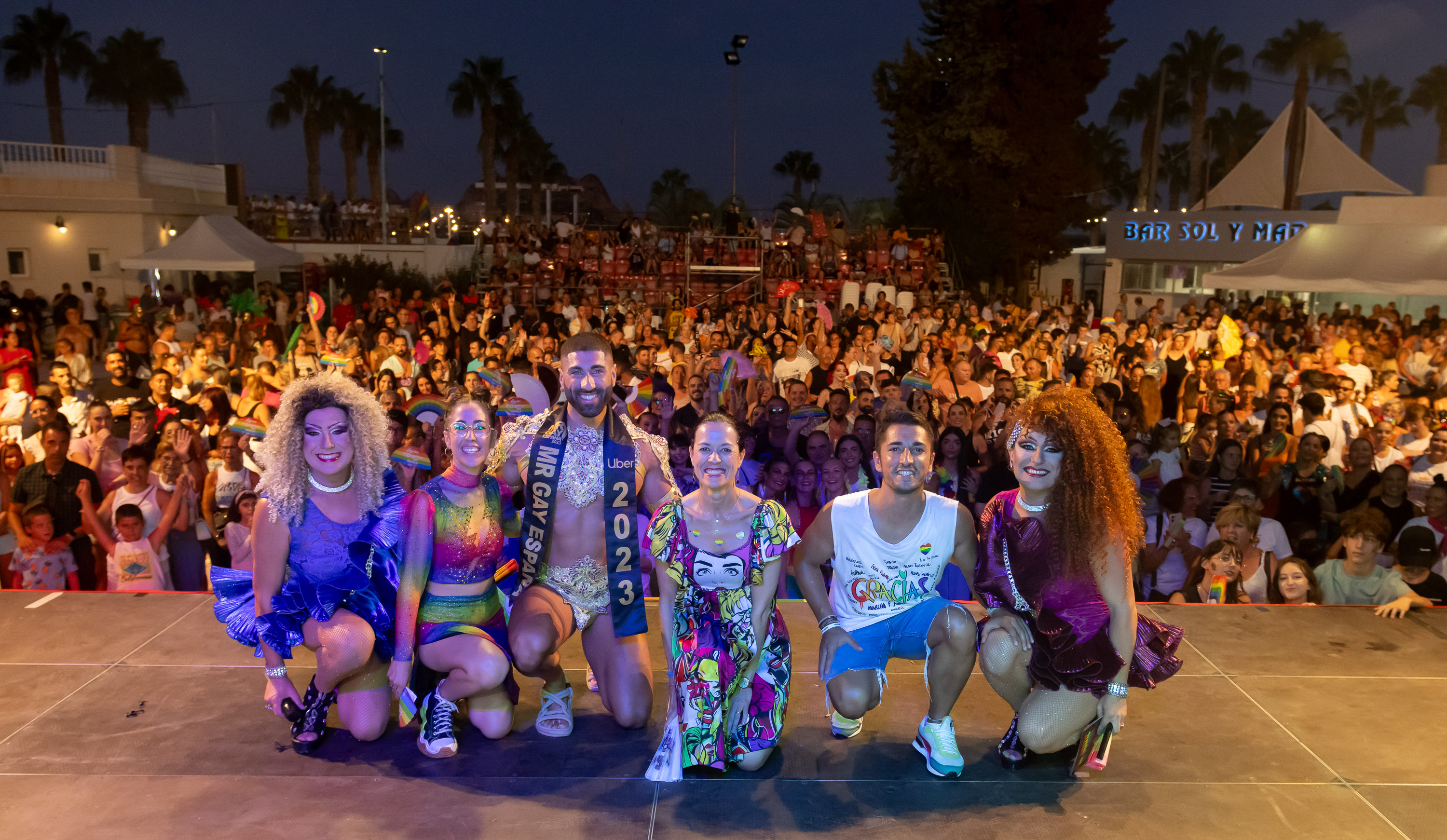 Miles de personas se suman a la fiesta de la diversidad en el III Pride LGTBIQ+