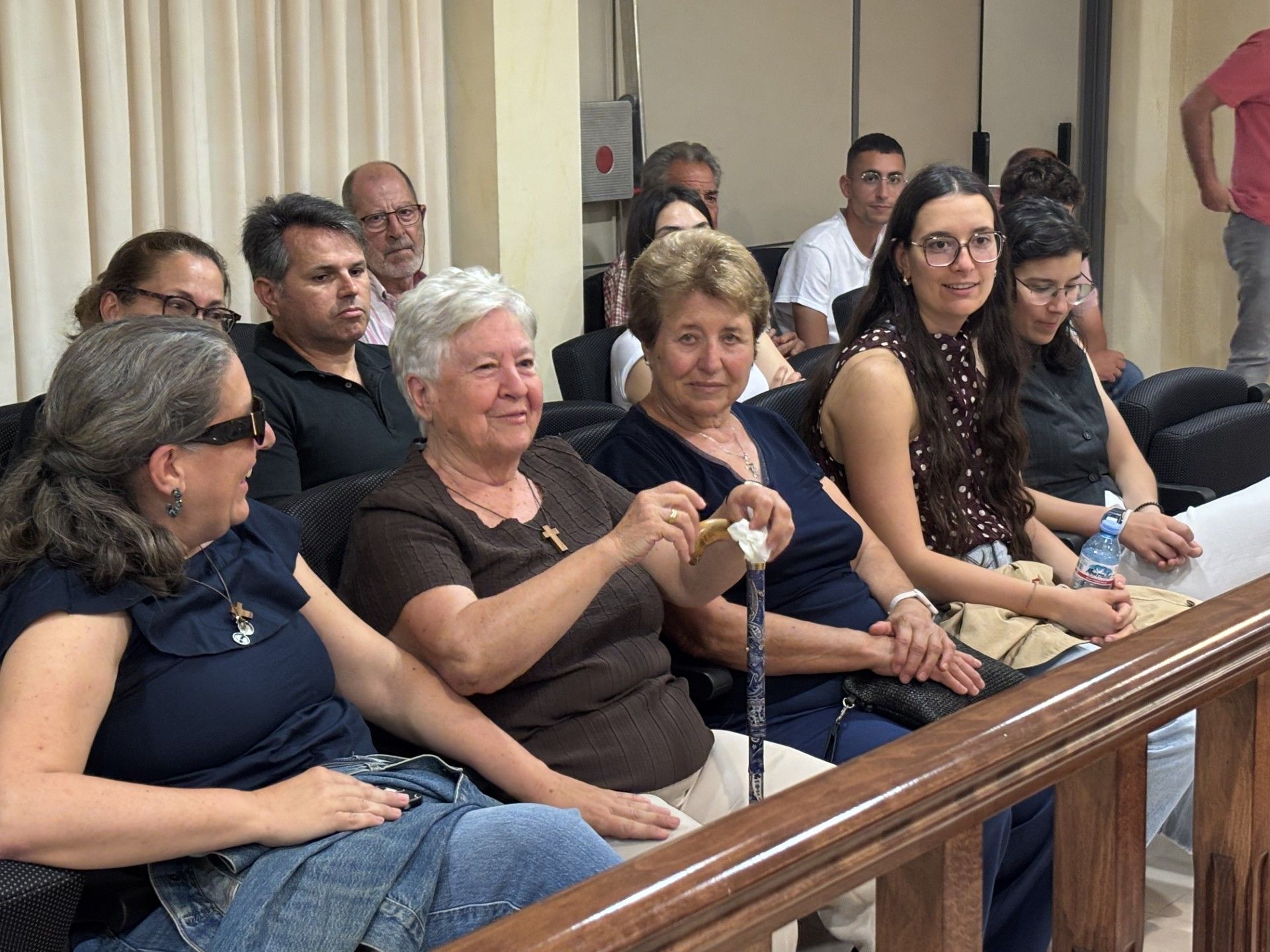 El Pleno aprueba por unanimidad denominar “Nicolasa Ortega López, La Nico” a la nueva pista polideportiva de Los Jardines