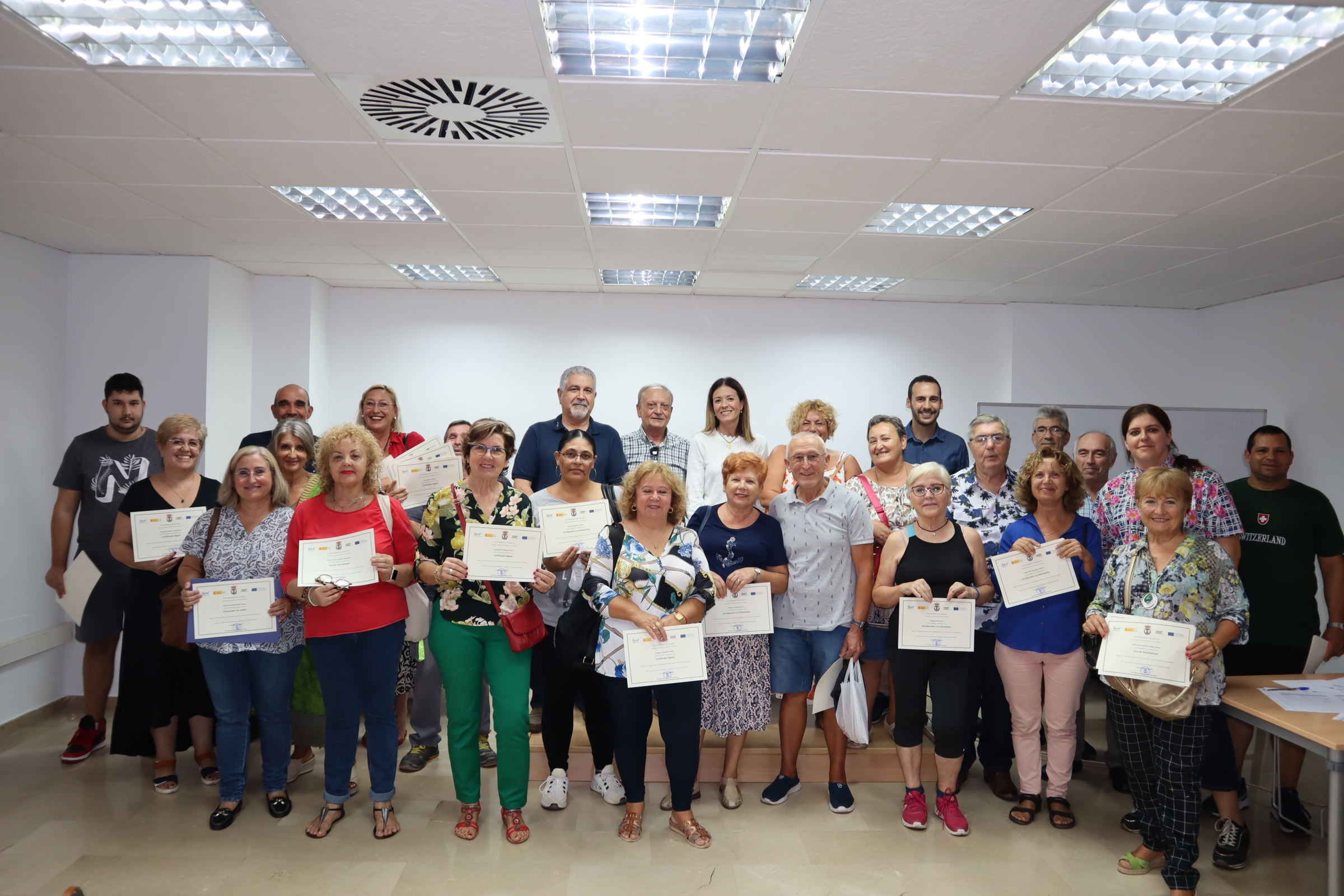 Abierto el plazo de inscripción en los nuevos cursos de informática y Smartphone financiados con fondos Next Generation EU