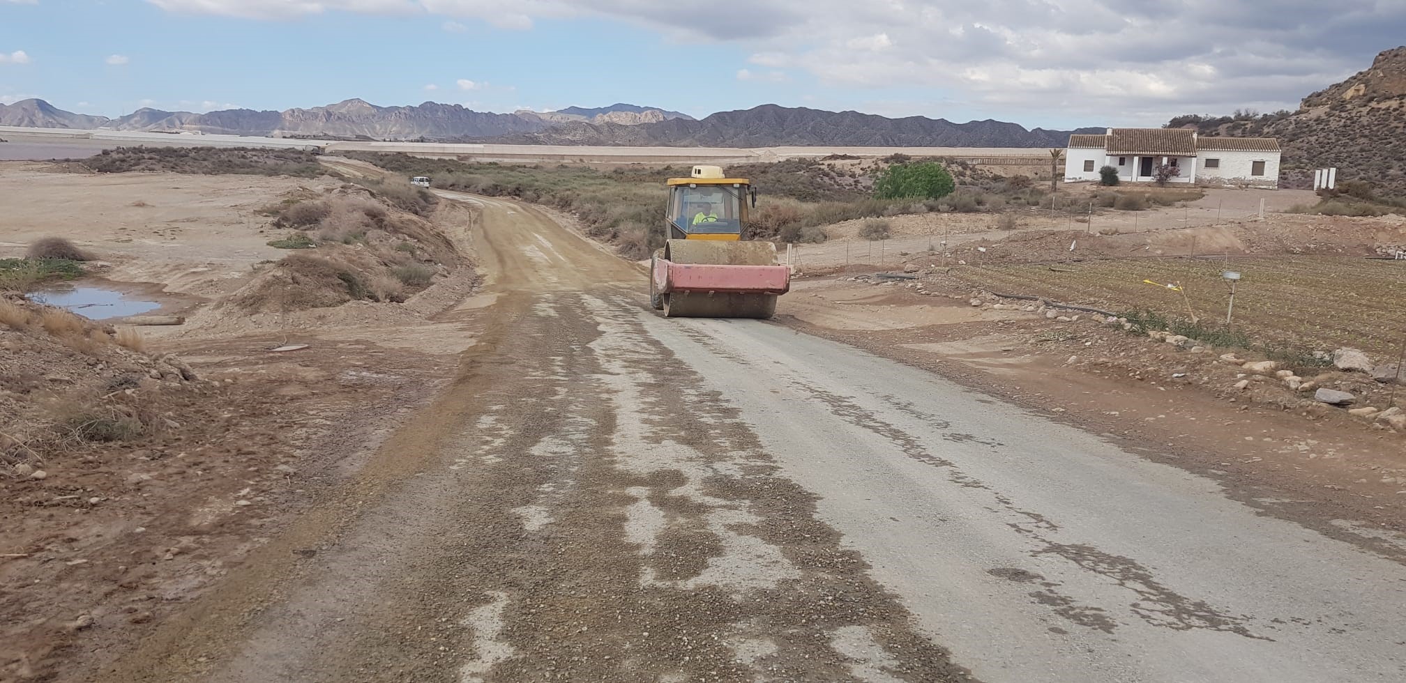 El edil de Agricultura agradece a la Consejería el arreglo de los caminos Cabezo del Negro y La Trajinaria, aprobados en 2016