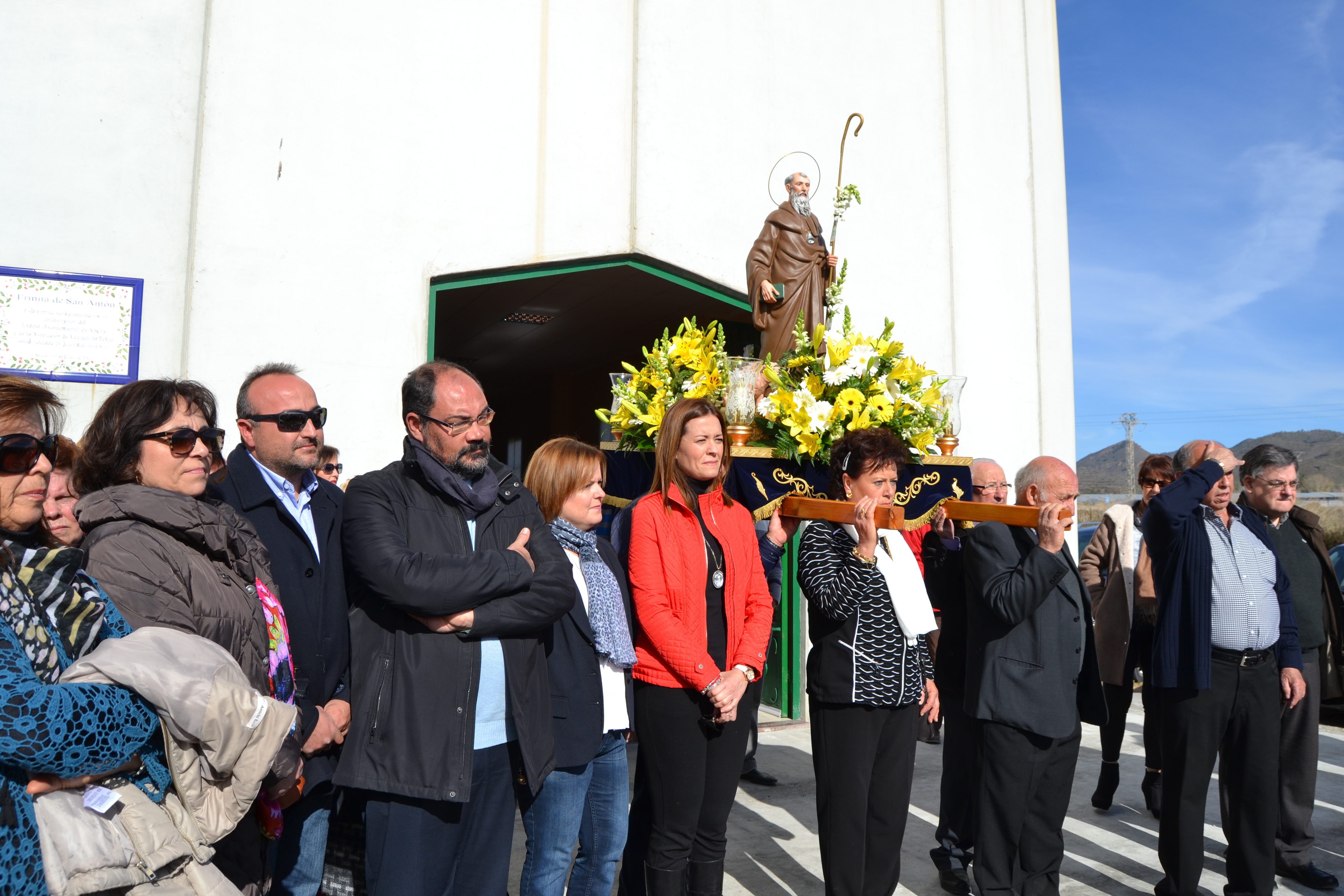 La pedanía de Tébar celebra unas multitudinarias fiestas de San Antonio Abad