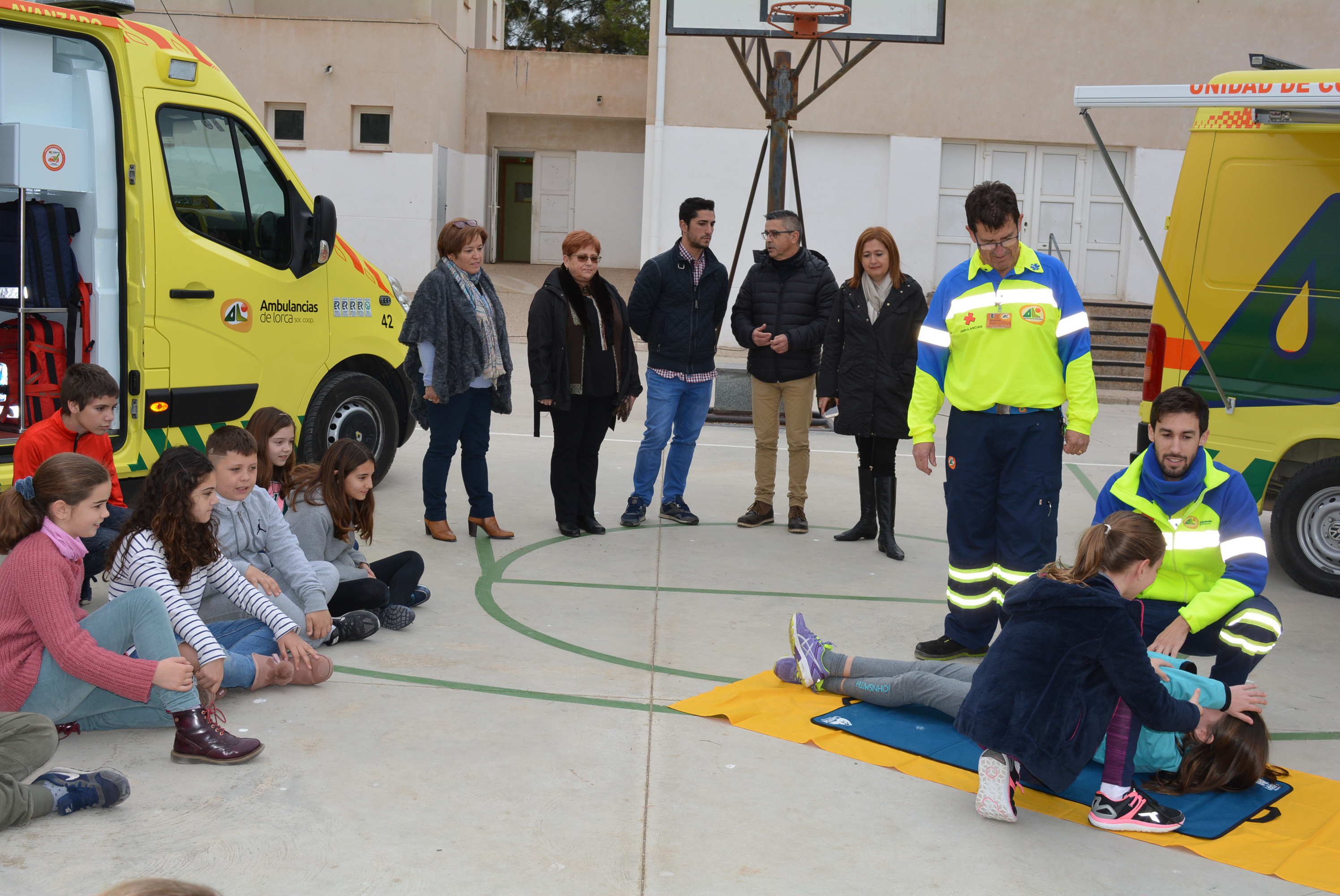 Alumnos de Las Lomas y San Juan de las Águilas participan en un estudio para demostrar la idoneidad de incluir los primeros auxilios en la enseñanza reglada