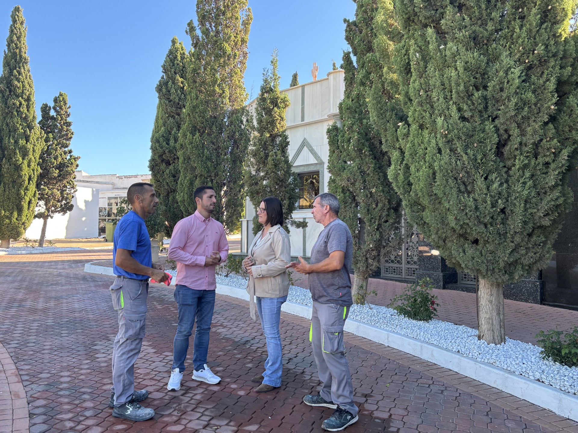 El cementerio listo para la celebración del Día de Todos los Santos