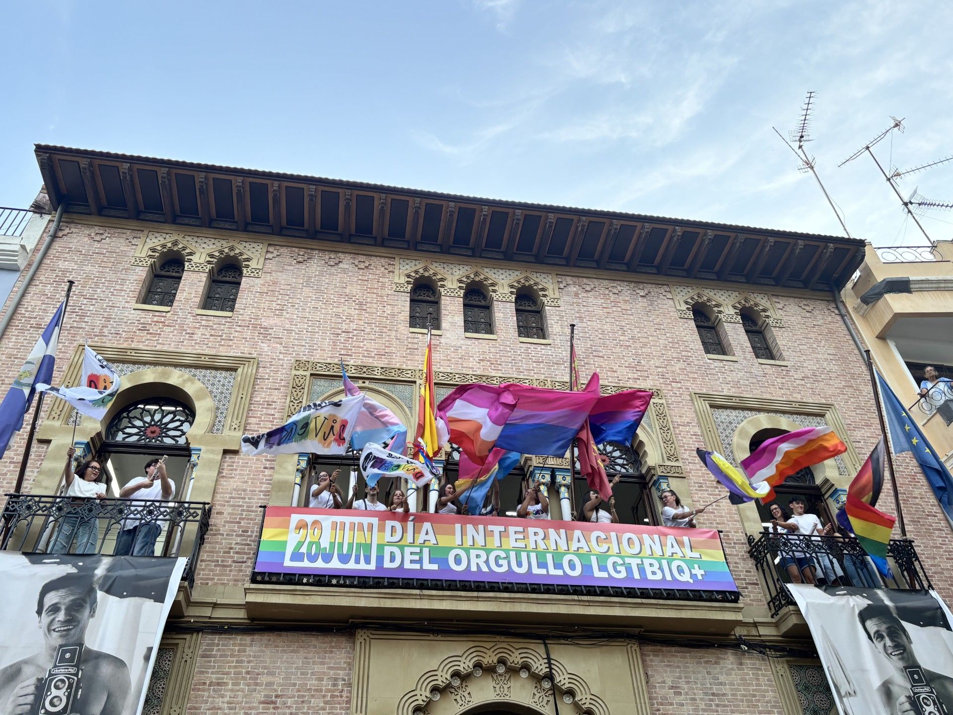 El Ayuntamiento de Águilas conmemora el Día Internacional del Orgullo LGTBIQ+ con un llamamiento a la libertad, la igualdad y el respeto