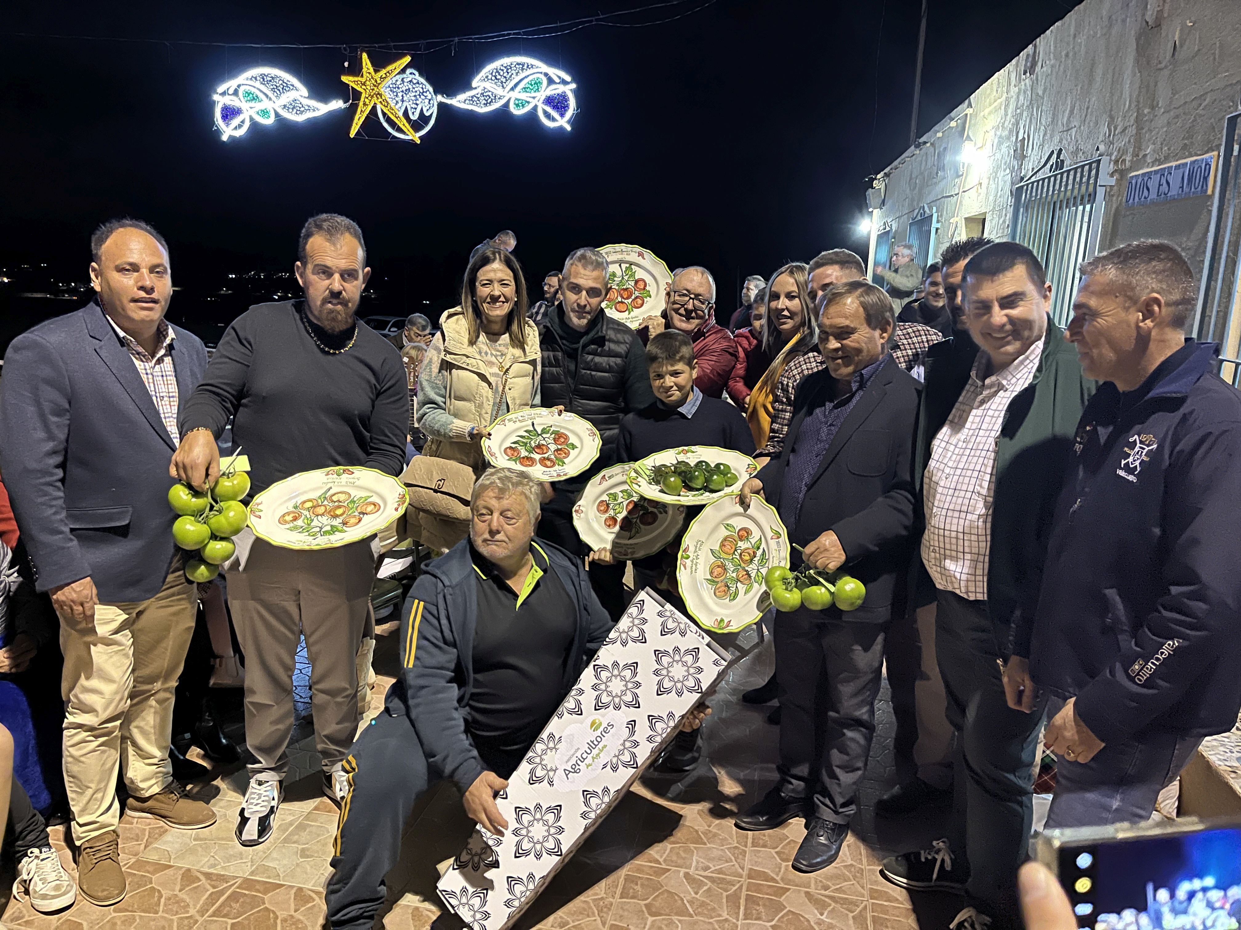 José del Paso y Juan Francisco López resultaron ganadores del XXVII Concurso de ramillete de tomate