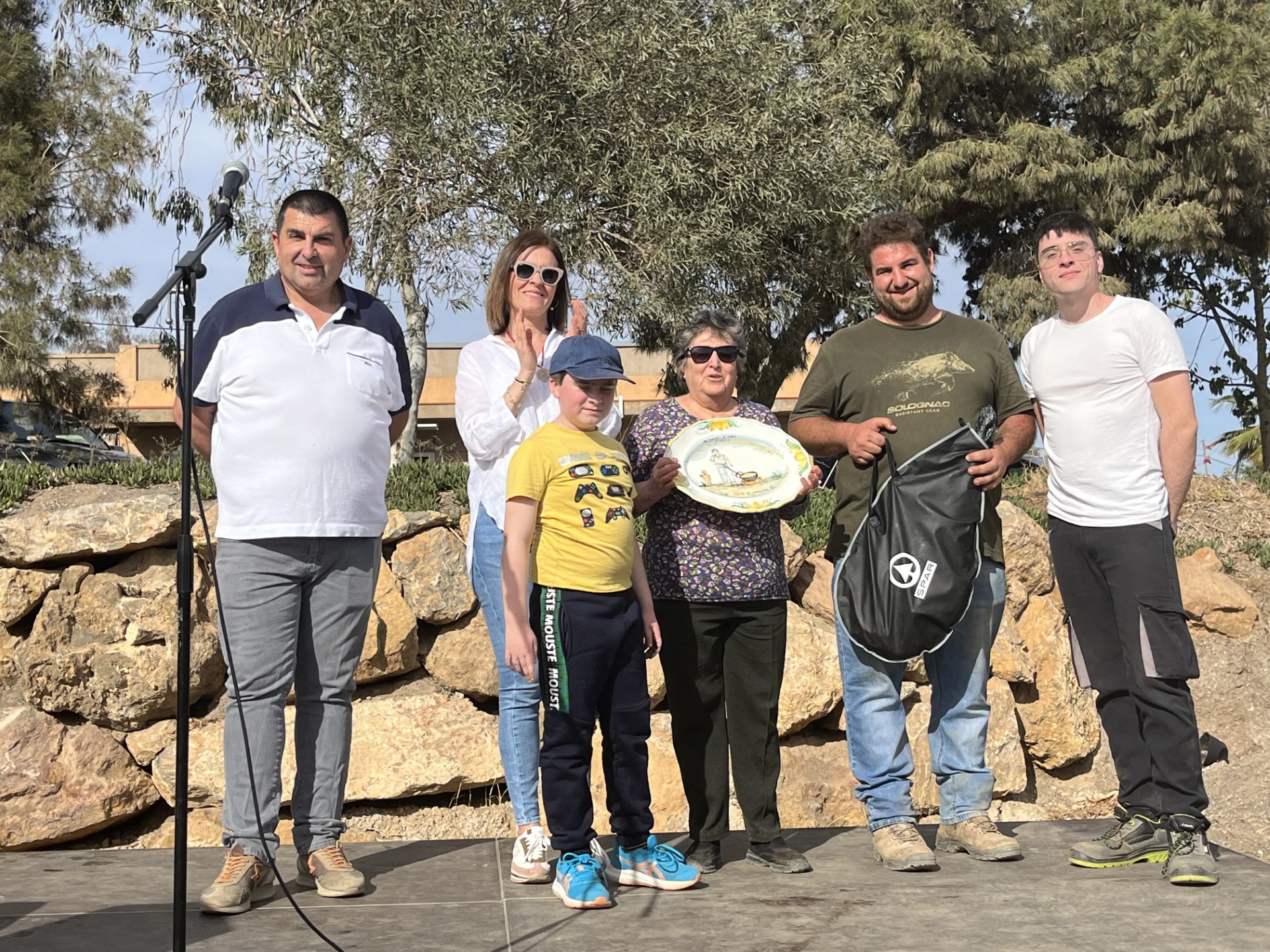 Carmen López, ganadora del tradicional concurso de migas de las Fiestas del Agricultor