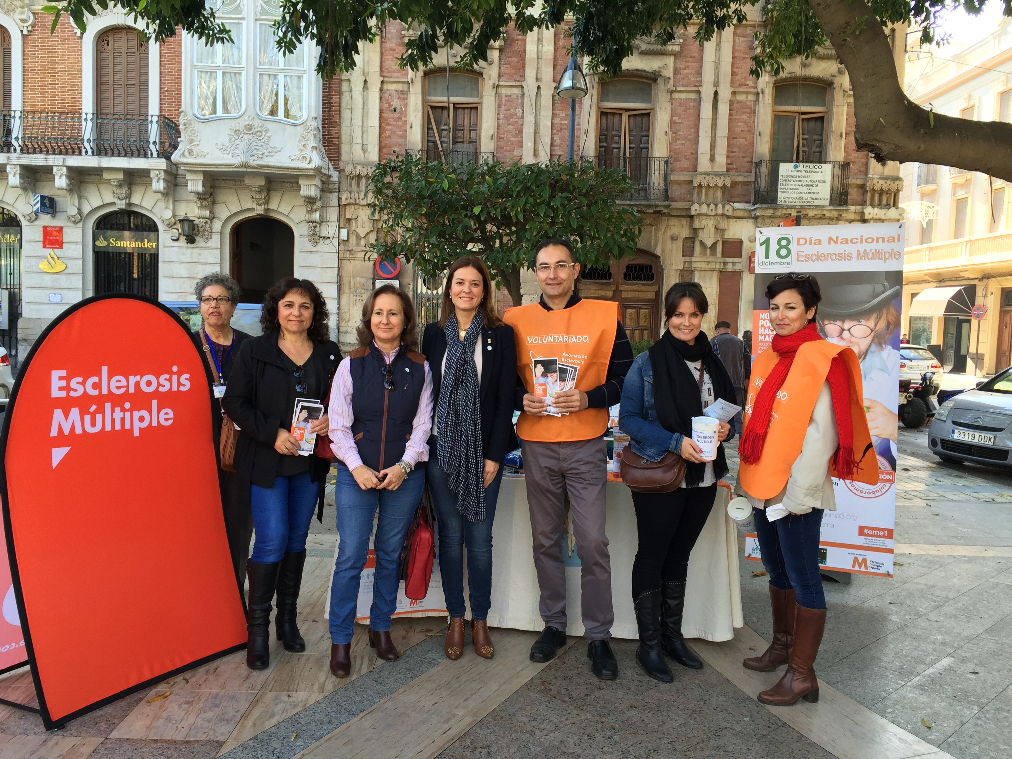 Cuestación en Águilas a beneficio de la asociación de Esclerosis Múltiple del Área III