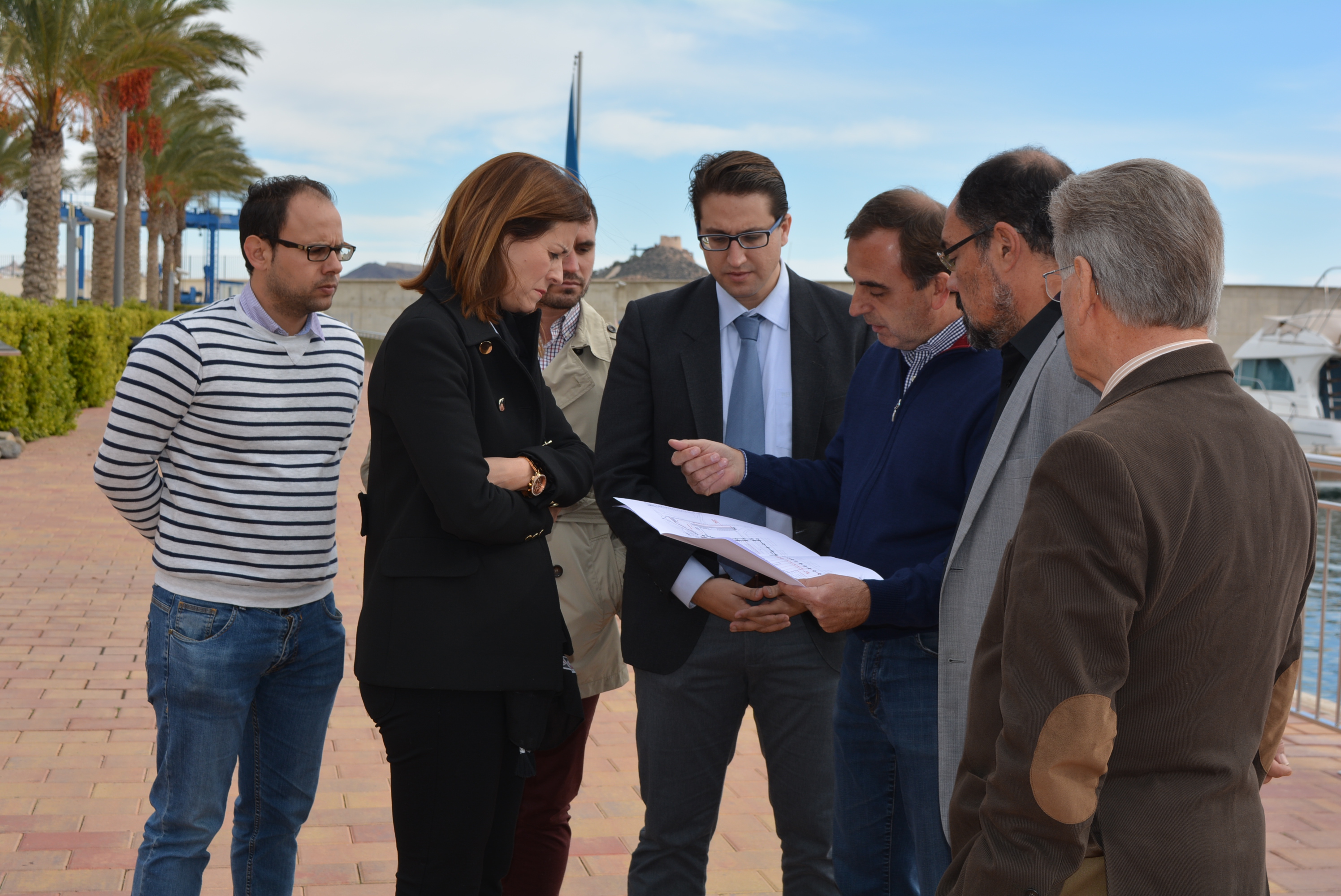 El fomento del turismo náutico centra la reunión ente la  alcaldesa y el director general de Puertos