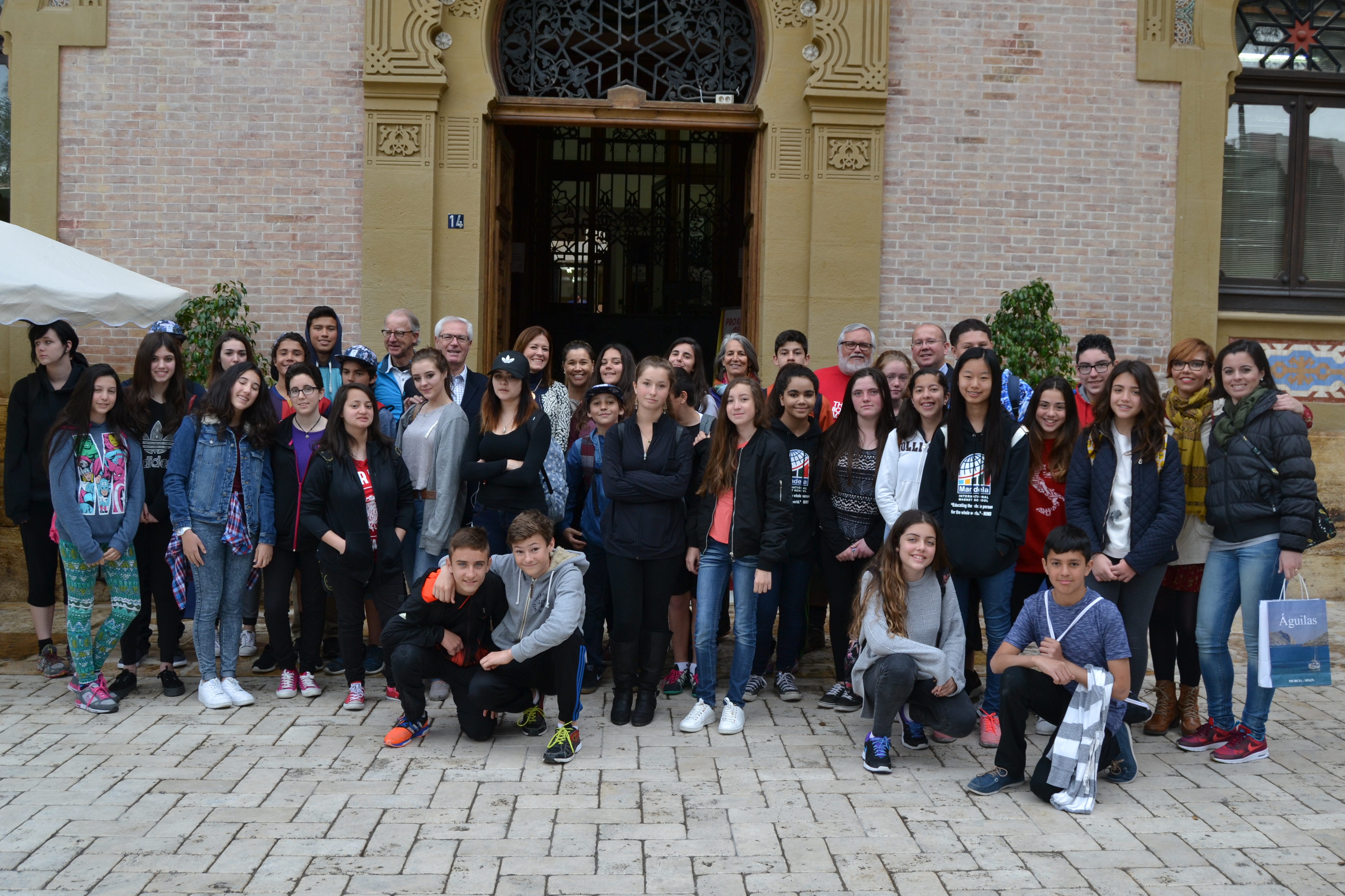 Águilas recibe la visita de un grupo de estudiantes de Nuevo México