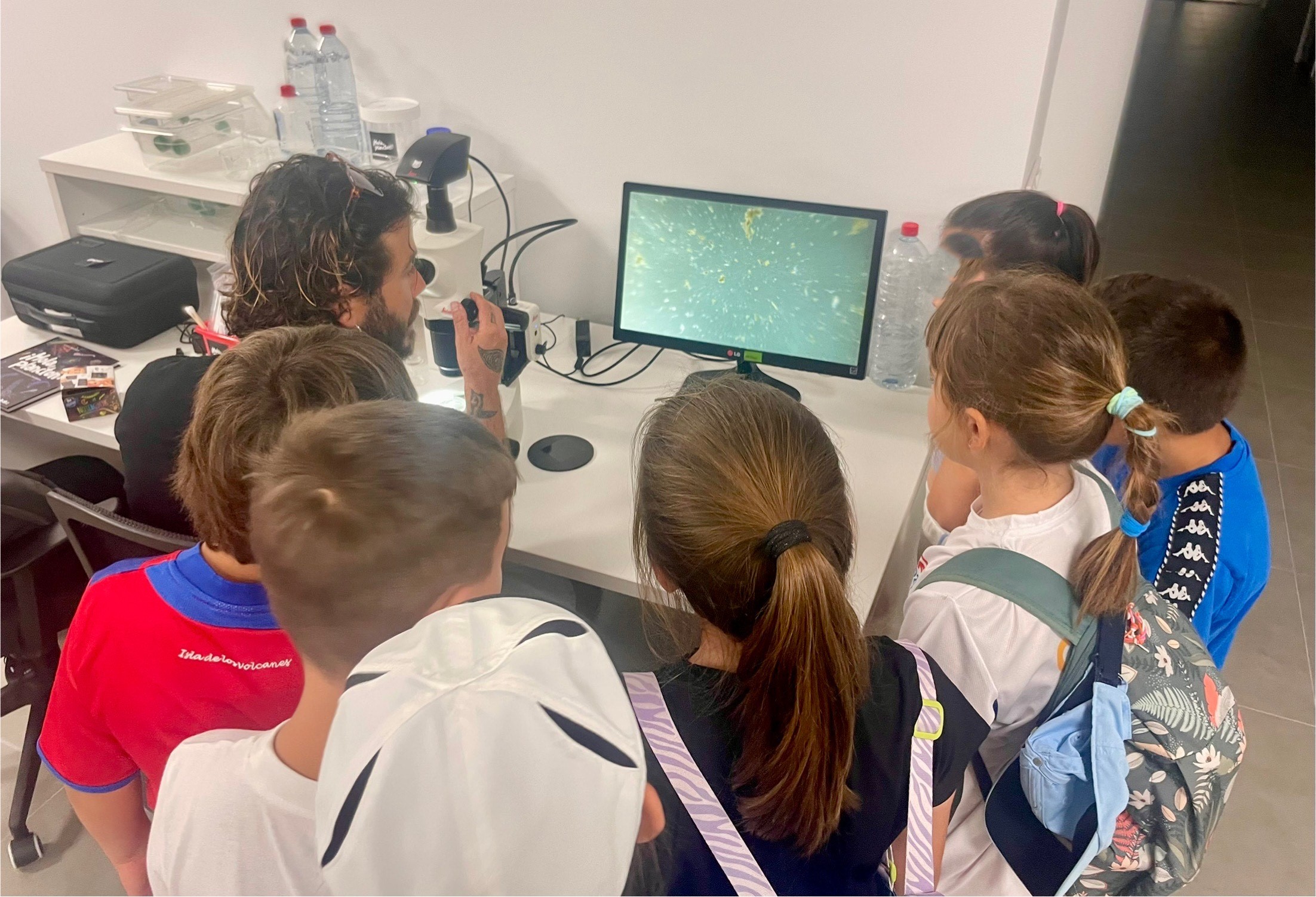 Exposici&oacute;n y Talleres sobre el Plancton para escolares